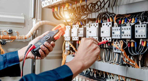 Best Electrical Contractors for Businesses  in El Cerro Mission, NM