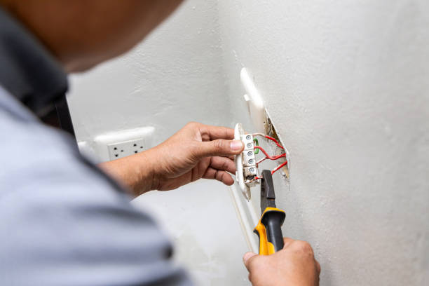Best Electrical Repair Services  in El Cerro Mission, NM