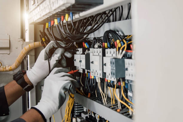 Best Commercial Electrician Services  in El Cerro Mission, NM